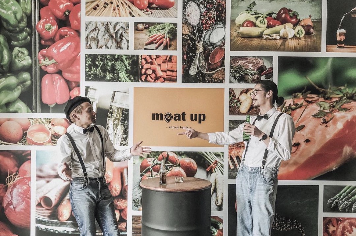 meat upのスタッフと店内の雰囲気